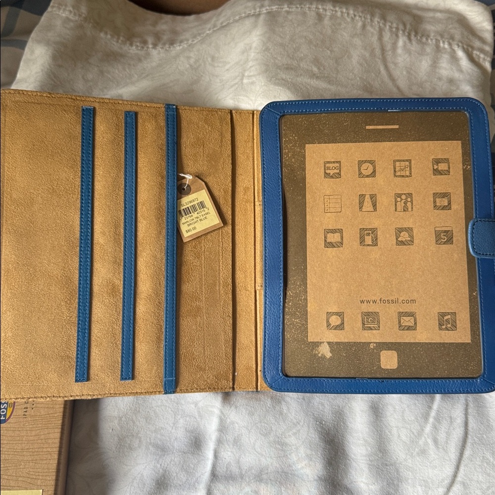 Fossil Navy Leather Tablet Case - Picture 2 of 5